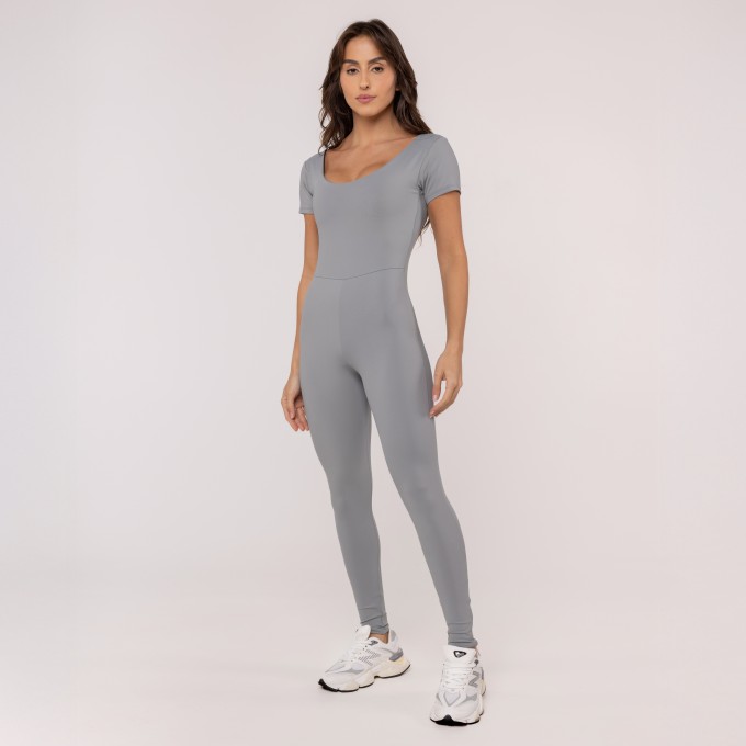 Macacão Manga CurtaCinza Lua Nova Athletic