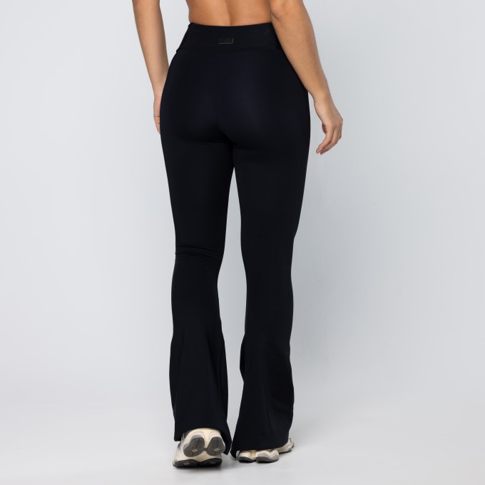 Calça Flare Force Com Recorte No Cós Preto